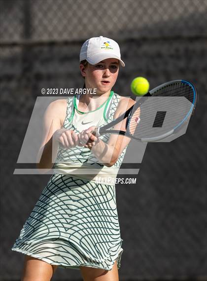 Thumbnail 1 in UHSAA 4A Semifinals photogallery.