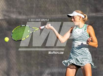 Thumbnail 2 in UHSAA 4A Semifinals photogallery.