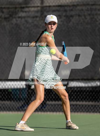 Thumbnail 3 in UHSAA 4A Semifinals photogallery.