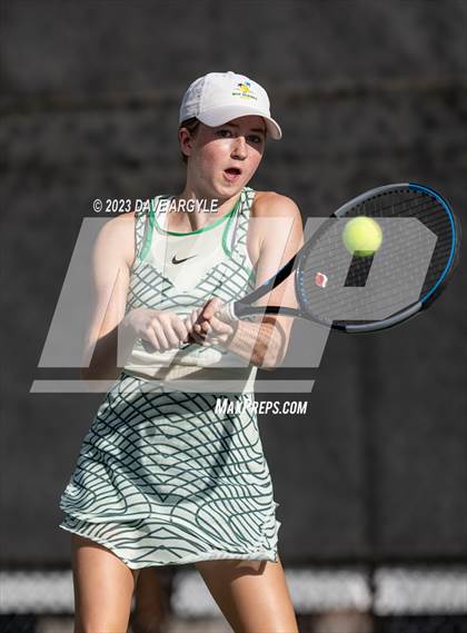 Thumbnail 3 in UHSAA 4A Semifinals photogallery.