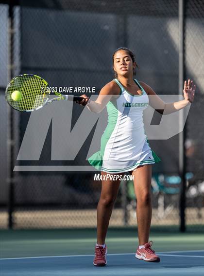 Thumbnail 1 in UHSAA 4A Semifinals photogallery.