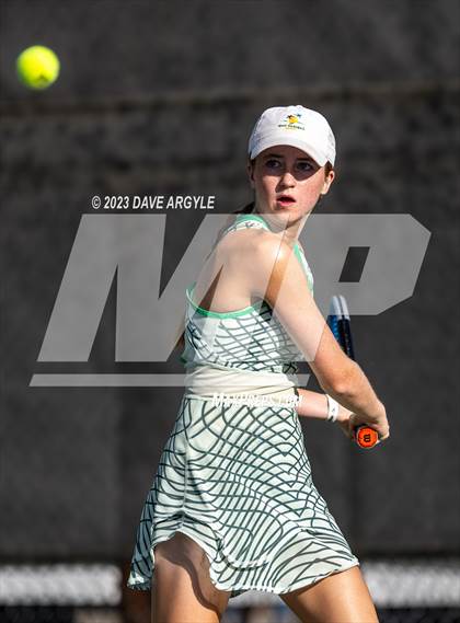 Thumbnail 2 in UHSAA 4A Semifinals photogallery.