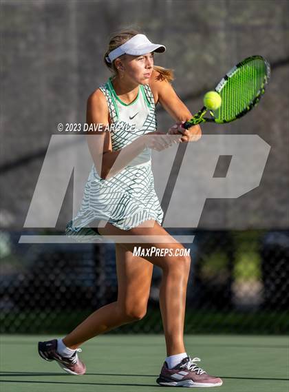 Thumbnail 2 in UHSAA 4A Semifinals photogallery.