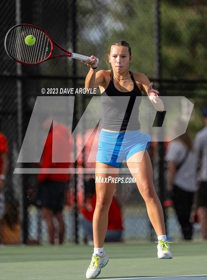Thumbnail 2 in UHSAA 4A Semifinals photogallery.