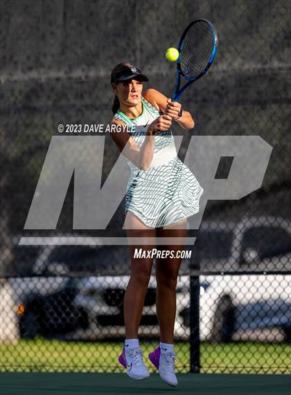 Thumbnail 3 in UHSAA 4A Semifinals photogallery.