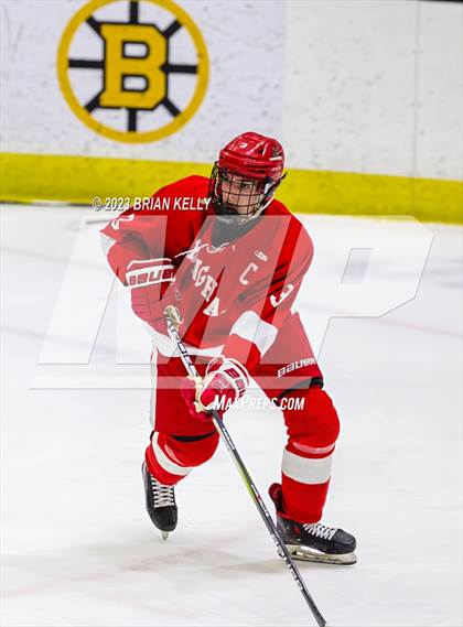 Thumbnail 2 in Hingham @ Catholic Memorial photogallery.