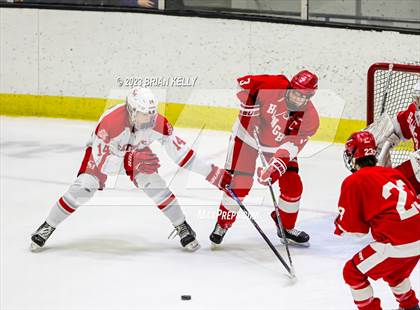 Thumbnail 2 in Hingham @ Catholic Memorial photogallery.