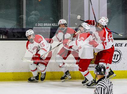 Thumbnail 1 in Hingham @ Catholic Memorial photogallery.