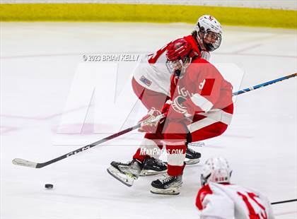 Thumbnail 2 in Hingham @ Catholic Memorial photogallery.