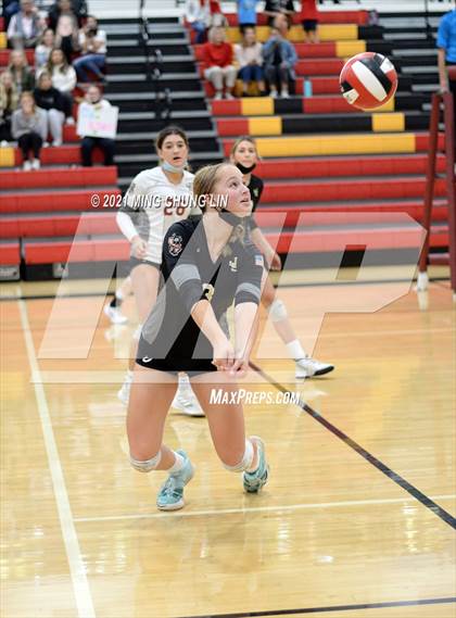 Thumbnail 3 in Saint Joseph @ JSerra Catholic (CIF SS D3 Playoff) photogallery.