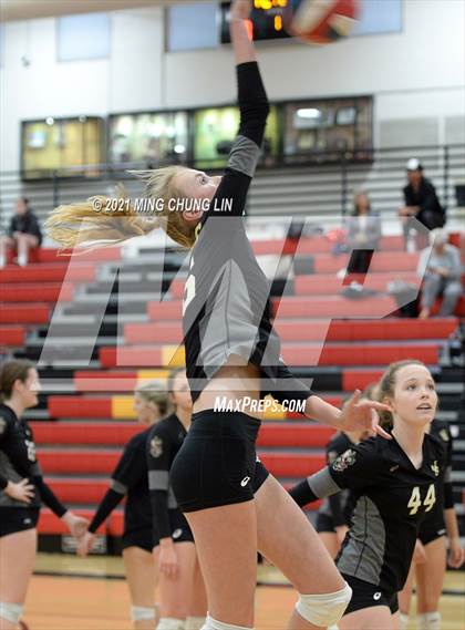 Thumbnail 2 in Saint Joseph @ JSerra Catholic (CIF SS D3 Playoff) photogallery.