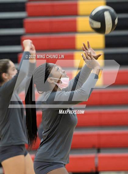 Thumbnail 3 in Saint Joseph @ JSerra Catholic (CIF SS D3 Playoff) photogallery.