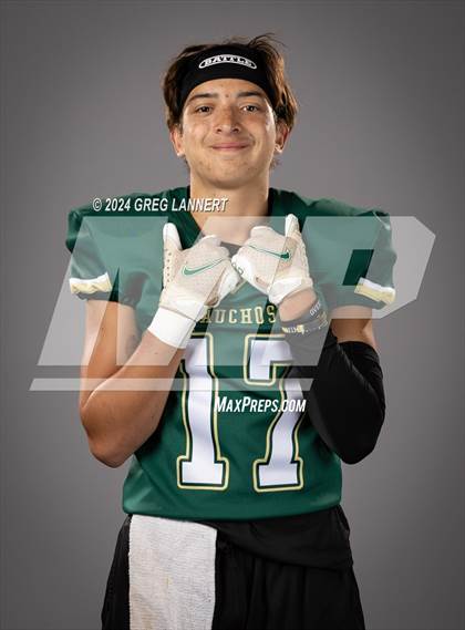 Thumbnail 3 in Casa Grande Senior Portraits photogallery.