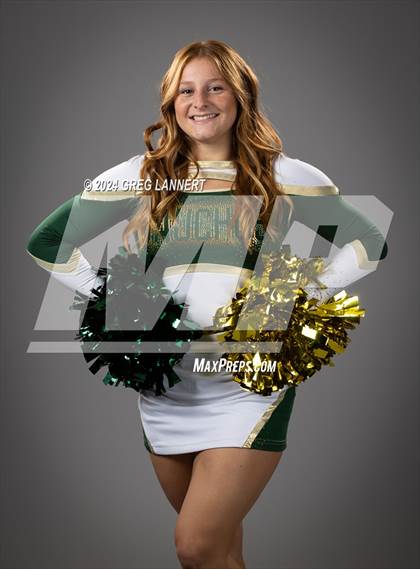 Thumbnail 1 in Casa Grande Senior Portraits photogallery.