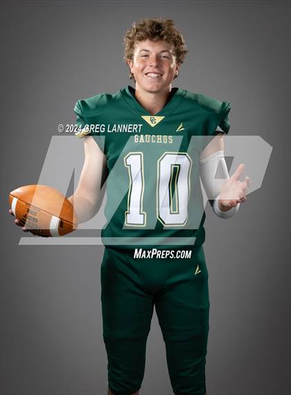 Thumbnail 3 in Casa Grande Senior Portraits photogallery.