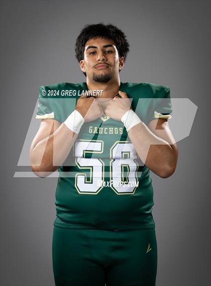 Thumbnail 2 in Casa Grande Senior Portraits photogallery.