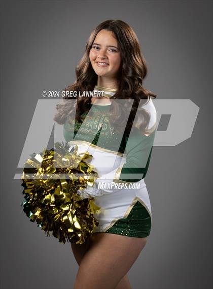 Thumbnail 1 in Casa Grande Senior Portraits photogallery.