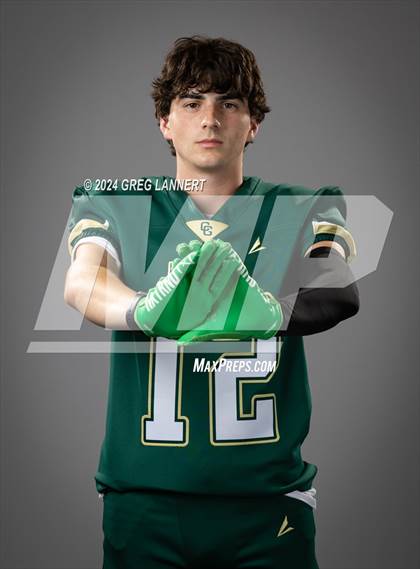 Thumbnail 3 in Casa Grande Senior Portraits photogallery.