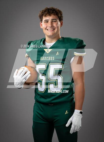 Thumbnail 2 in Casa Grande Senior Portraits photogallery.