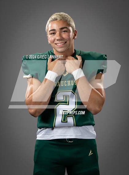 Thumbnail 1 in Casa Grande Senior Portraits photogallery.