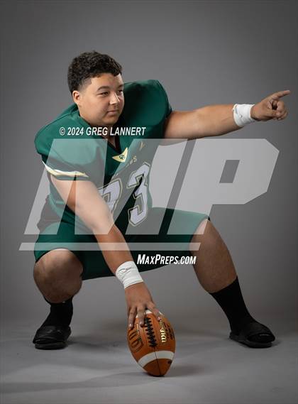 Thumbnail 1 in Casa Grande Senior Portraits photogallery.