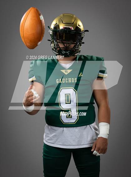 Thumbnail 1 in Casa Grande Senior Portraits photogallery.
