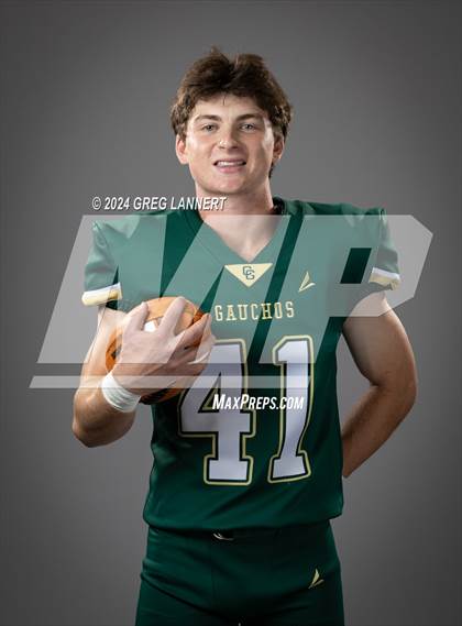 Thumbnail 3 in Casa Grande Senior Portraits photogallery.