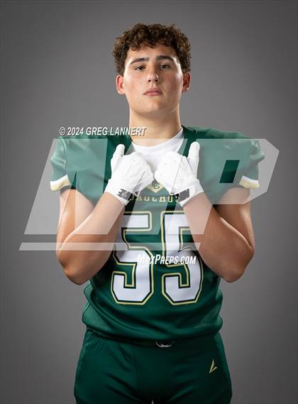 Thumbnail 3 in Casa Grande Senior Portraits photogallery.