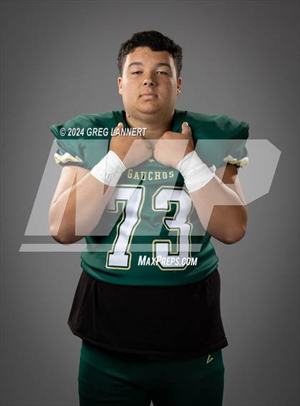 Thumbnail 1 in Casa Grande Senior Portraits photogallery.