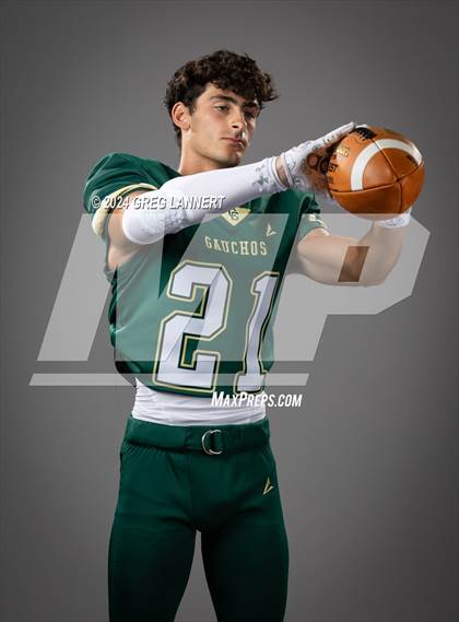 Thumbnail 1 in Casa Grande Senior Portraits photogallery.