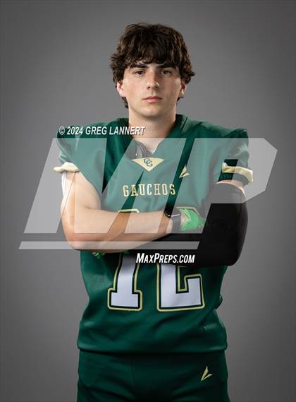 Thumbnail 2 in Casa Grande Senior Portraits photogallery.