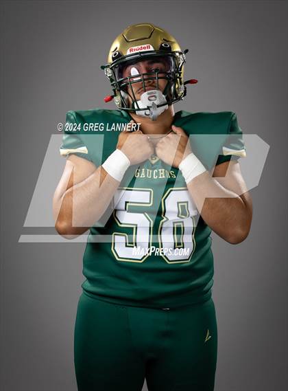 Thumbnail 2 in Casa Grande Senior Portraits photogallery.