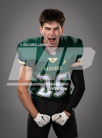 Thumbnail 2 in Casa Grande Senior Portraits photogallery.