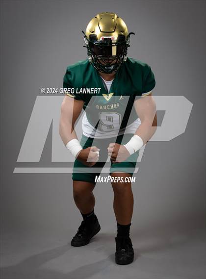 Thumbnail 3 in Casa Grande Senior Portraits photogallery.