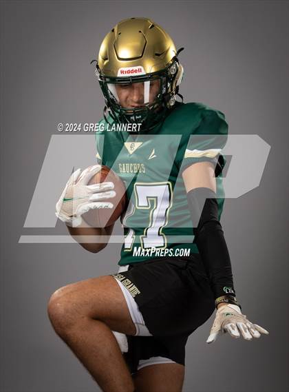Thumbnail 3 in Casa Grande Senior Portraits photogallery.