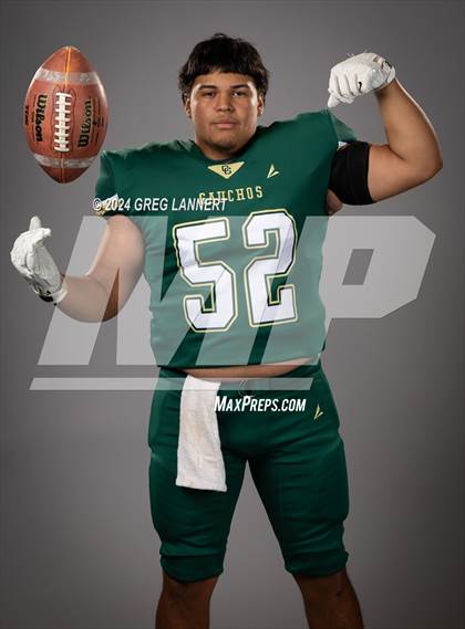 Thumbnail 1 in Casa Grande Senior Portraits photogallery.