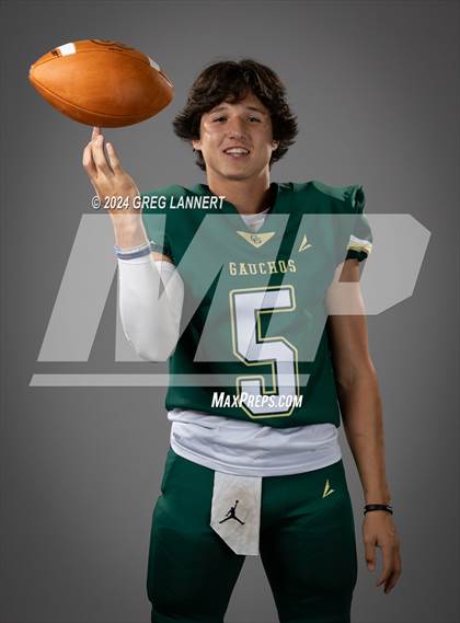 Thumbnail 1 in Casa Grande Senior Portraits photogallery.