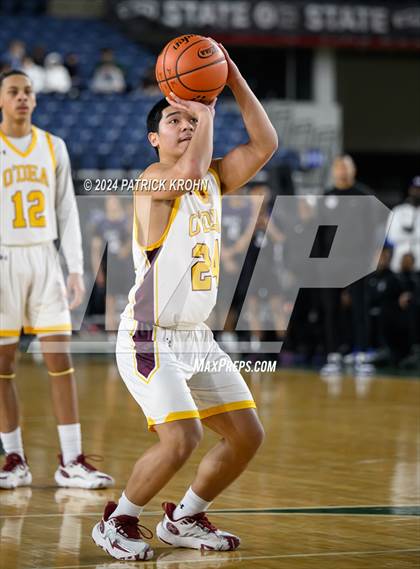 Thumbnail 2 in Garfield @ O'Dea (WIAA 3A Quarterfinals) photogallery.