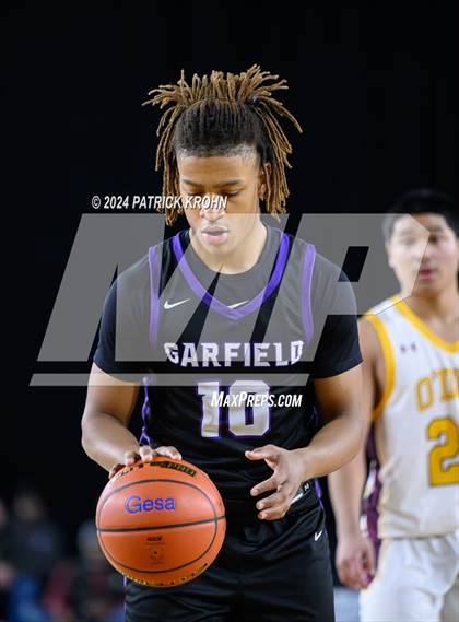 Thumbnail 1 in Garfield @ O'Dea (WIAA 3A Quarterfinals) photogallery.
