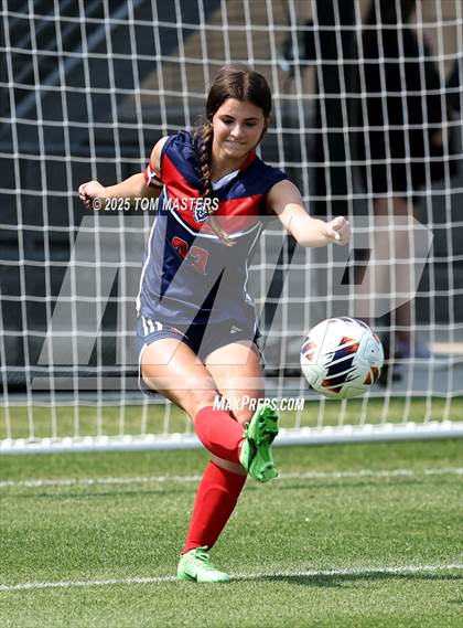 Thumbnail 1 in Mountain Island Charter vs. Wake Prep Academy (NCHSAA 1A Championship) photogallery.