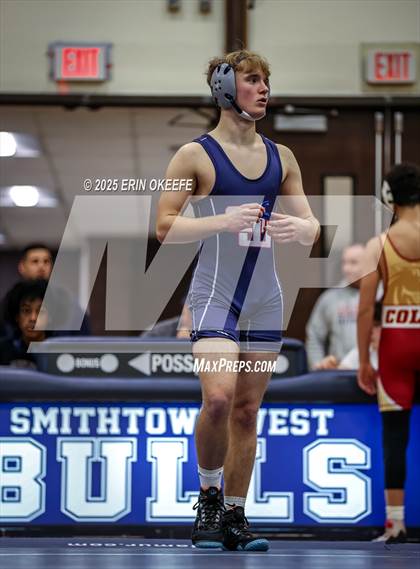 Thumbnail 1 in Half Hollow Hills West @ Smithtown West photogallery.