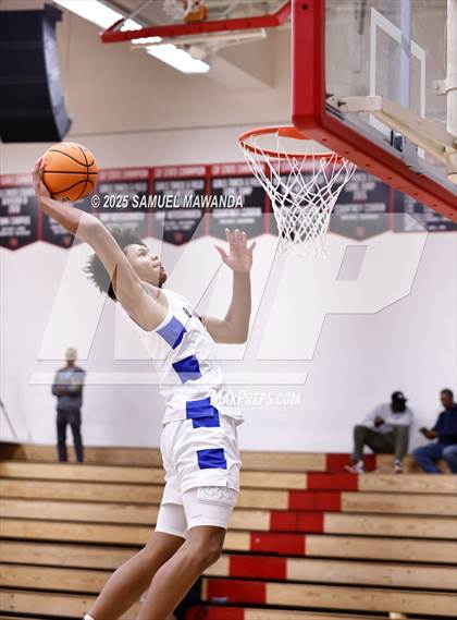 Thumbnail 2 in Democracy Prep Agassi Campus vs Redondo Union (Harvard-Westlake Winter Showcase) photogallery.