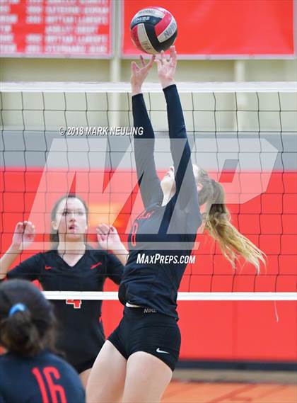 Thumbnail 2 in Carondelet @ Aragon (CIF D2 NCS Round 2 Playoff) photogallery.