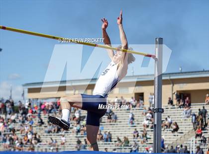 Thumbnail 1 in CHSAA Track and Field 4A Championships (Boys High Jump) photogallery.