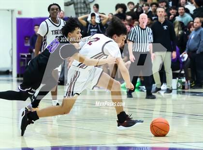 Thumbnail 2 in Monroe-Woodbury vs. Kingston (Section 9 Class AAA Final) photogallery.