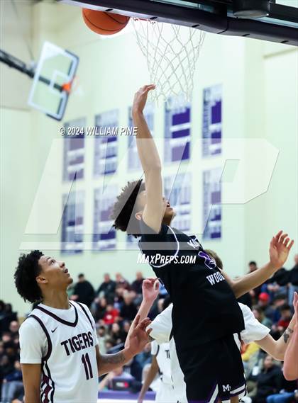 Thumbnail 1 in Monroe-Woodbury vs. Kingston (Section 9 Class AAA Final) photogallery.