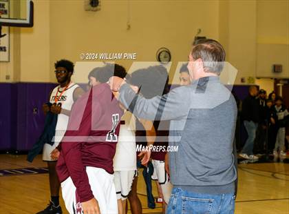 Thumbnail 3 in Monroe-Woodbury vs. Kingston (Section 9 Class AAA Final) photogallery.