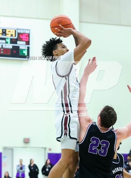 Thumbnail 2 in Monroe-Woodbury vs. Kingston (Section 9 Class AAA Final) photogallery.