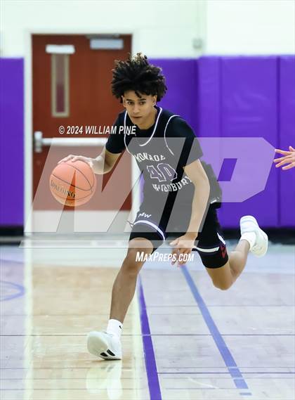 Thumbnail 3 in Monroe-Woodbury vs. Kingston (Section 9 Class AAA Final) photogallery.