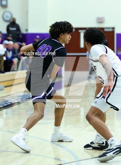 Thumbnail 3 in Monroe-Woodbury vs. Kingston (Section 9 Class AAA Final) photogallery.